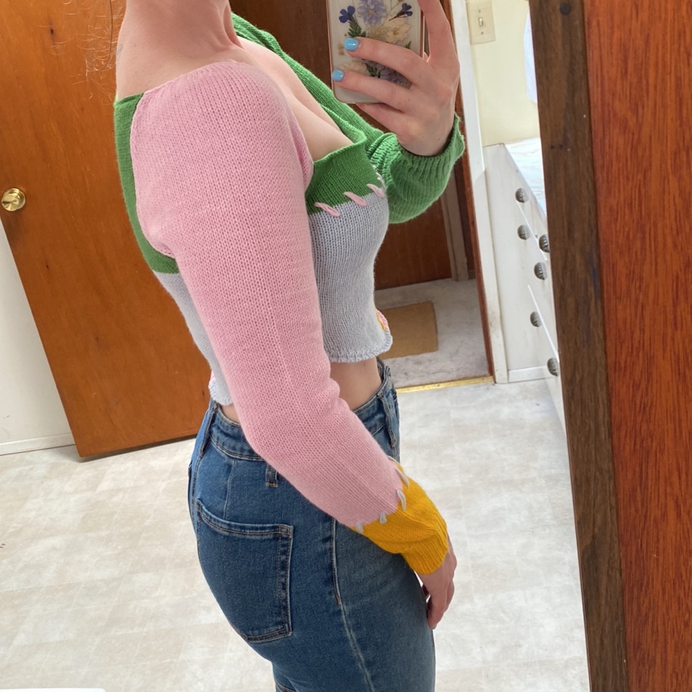 Shein • Adorable Patchwork Cropped Sweater - Picture 3 of 14